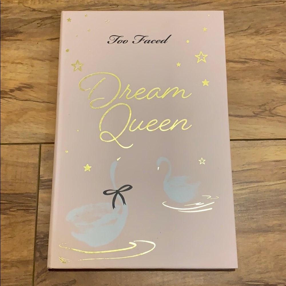 Too Faced Dream Queen Palette